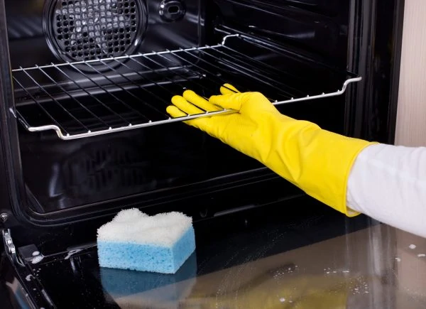 natural oven cleaning method