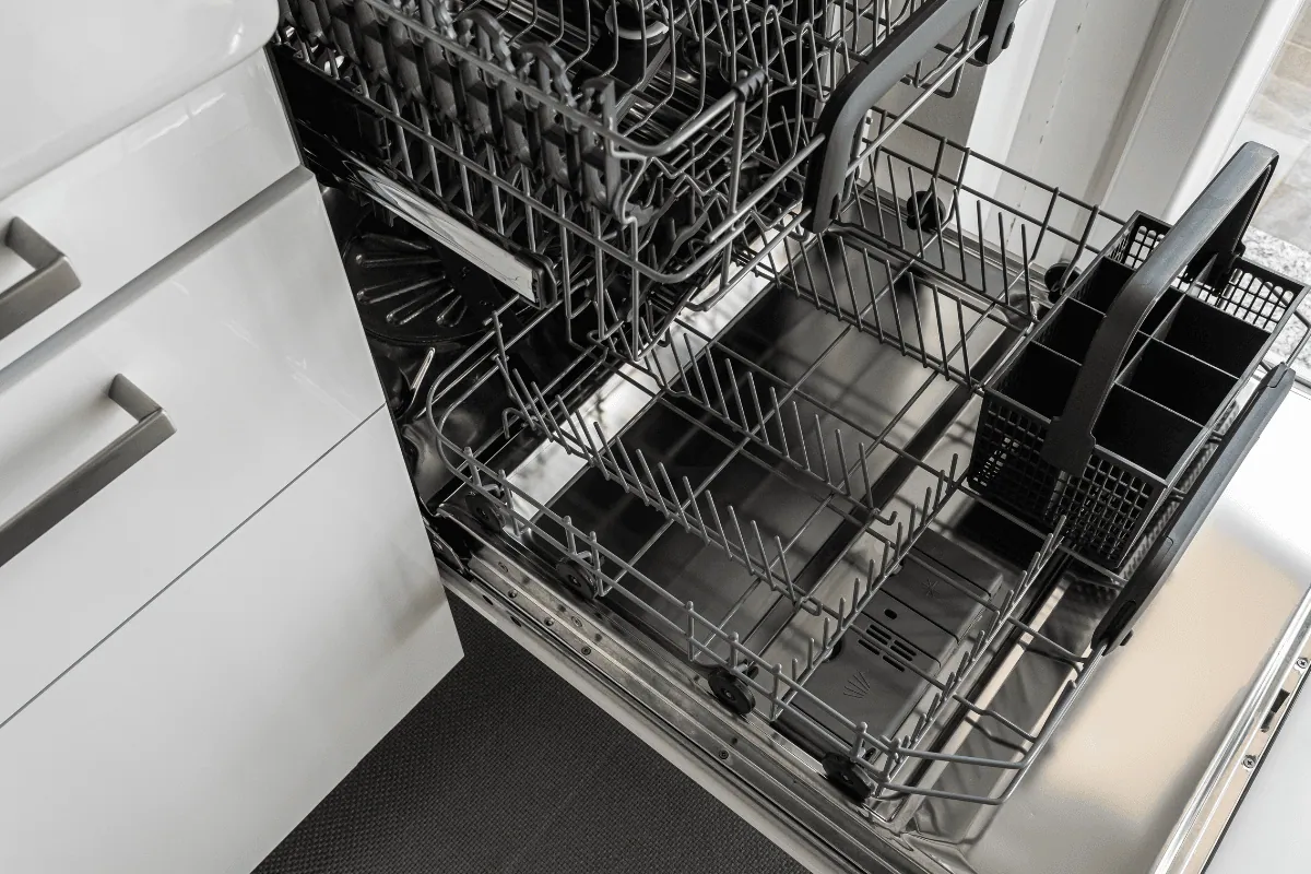 Samsung Dishwasher keep turning off.